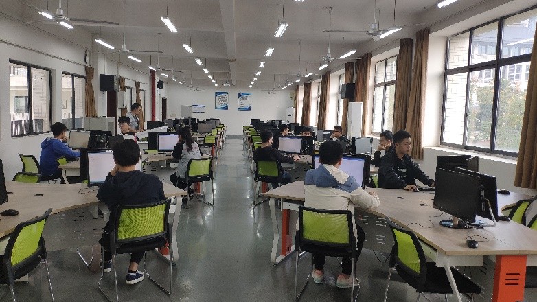 大數(shù)據(jù)與物聯(lián)網(wǎng)學院 重慶工程職業(yè)技術(shù)學院網(wǎng)絡(luò)技術(shù)服務(wù)的創(chuàng)新實踐